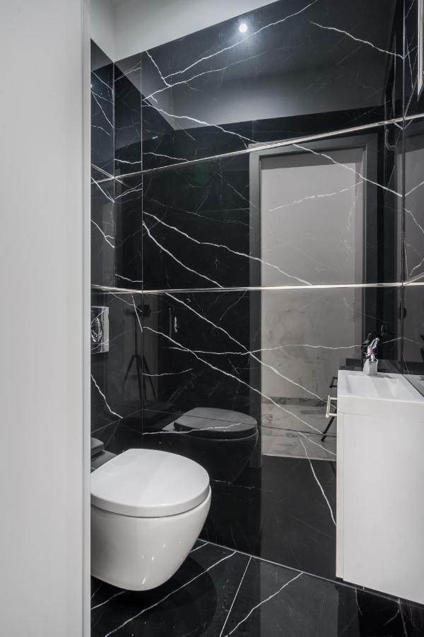 Kiraly 35 Luxury Apartment With Free Parking Budapest Luaran gambar