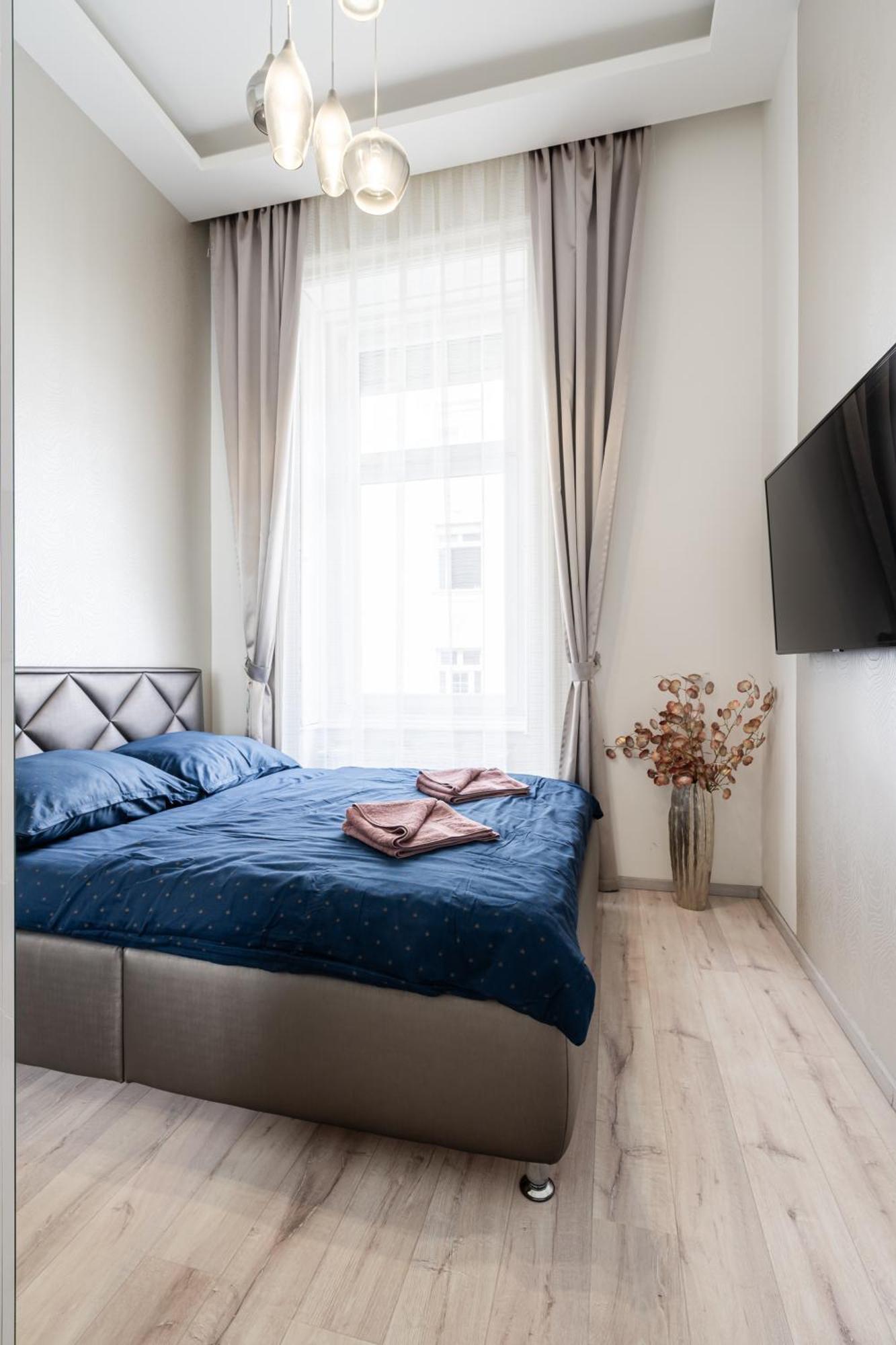 Kiraly 35 Luxury Apartment With Free Parking Budapest Luaran gambar
