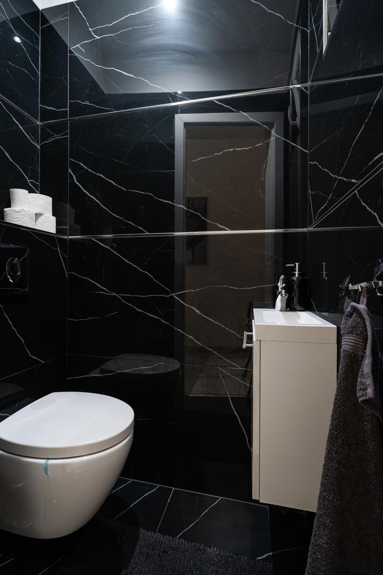 Kiraly 35 Luxury Apartment With Free Parking Budapest Luaran gambar