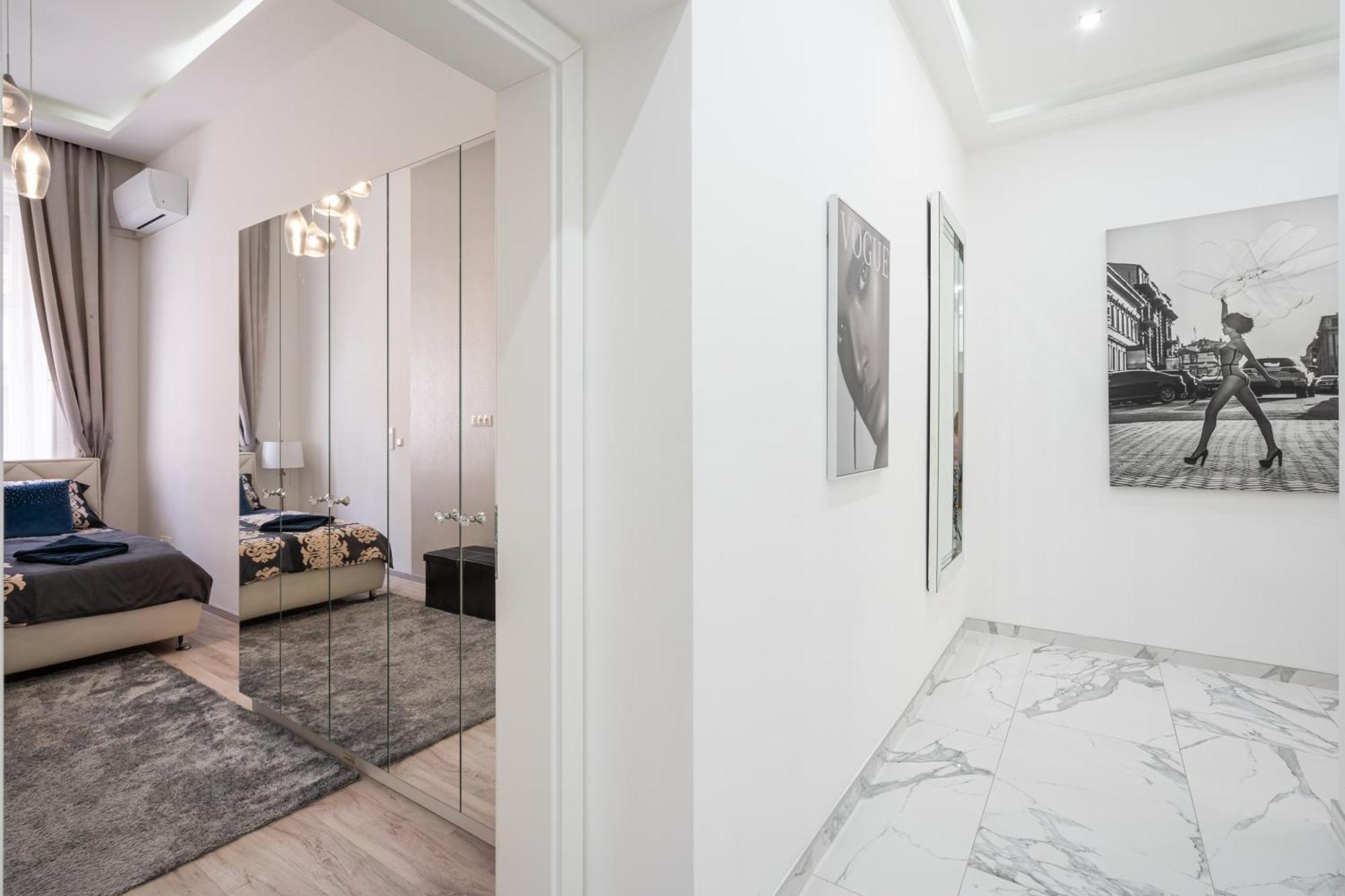 Kiraly 35 Luxury Apartment With Free Parking Budapest Luaran gambar